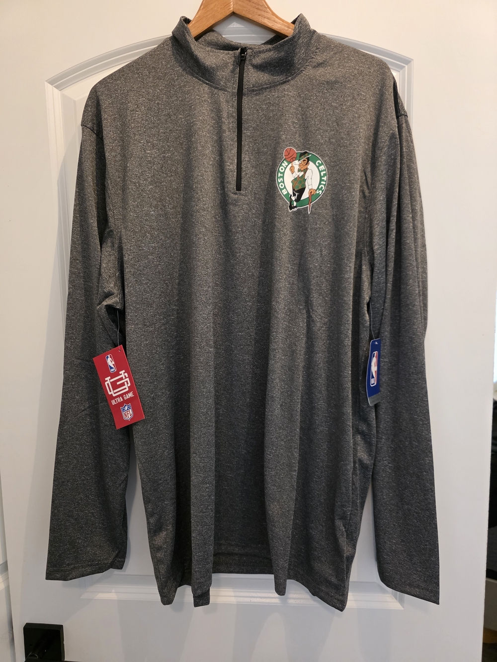 Boston Celtics Men's Gray Quarter-Zip Team Pullover
